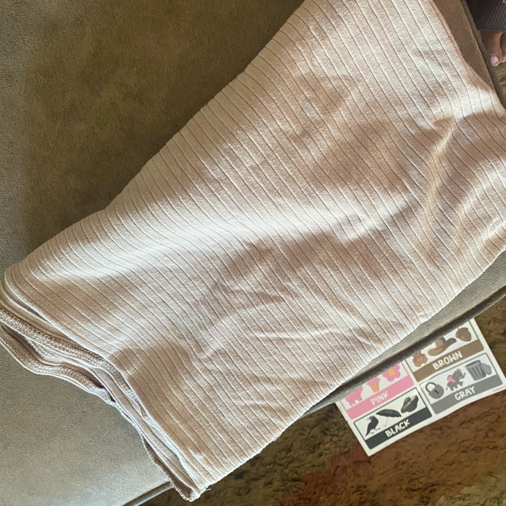 Bebe Tan Ribbed Fabric - Picture 6 of 6